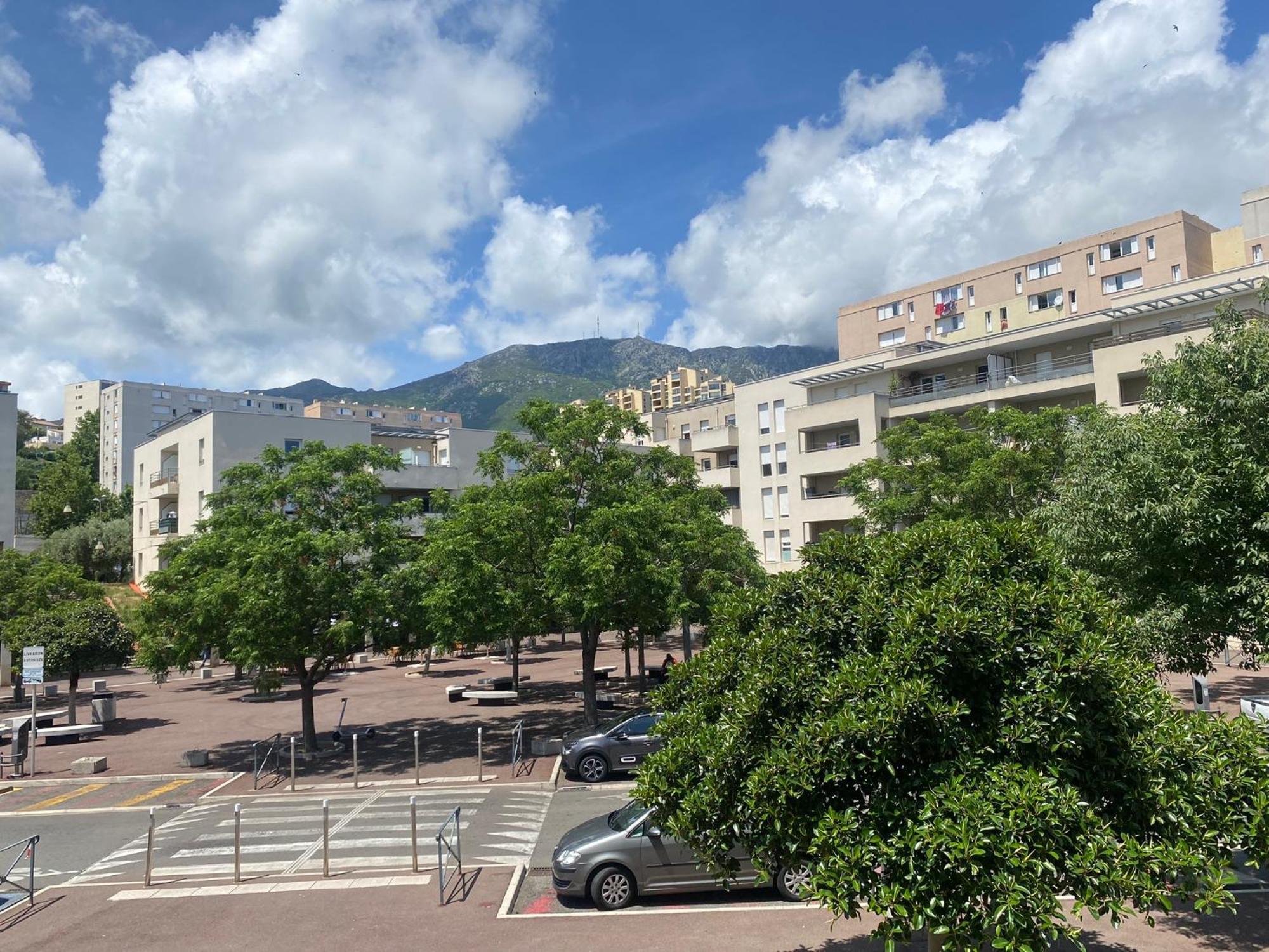 3 Lits Proche Mer, Centre-ville Et Commerces *