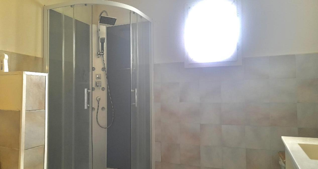 3 Lits Proche Mer, Centre-ville Et Commerces Bastia (Corsica)